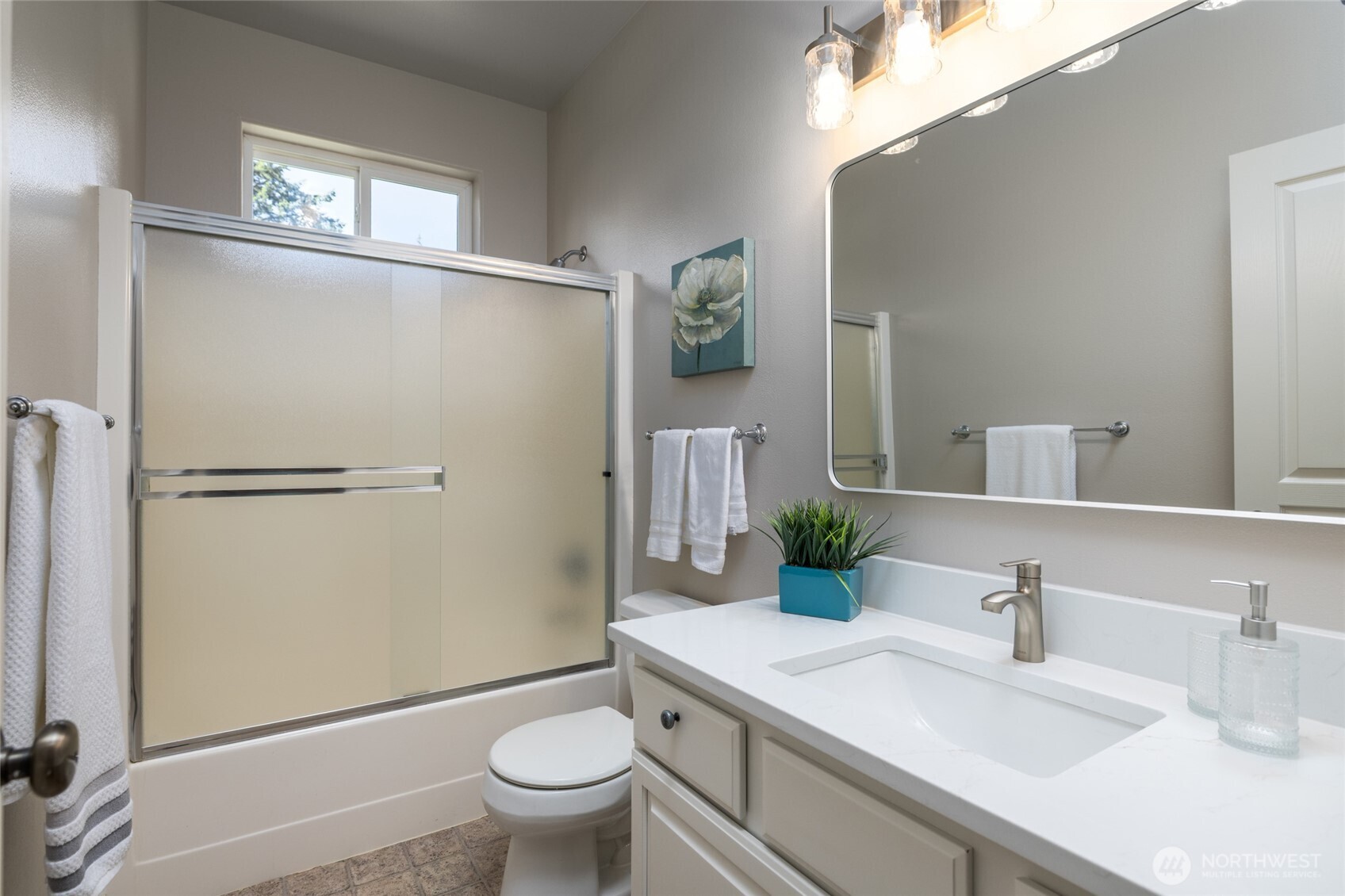 9924 Sunset Drive La Conner WA 98257