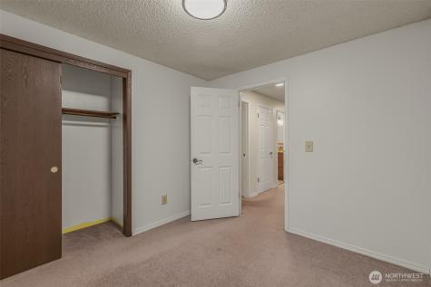 2207 Bremerton Avenue NE Renton WA 98059