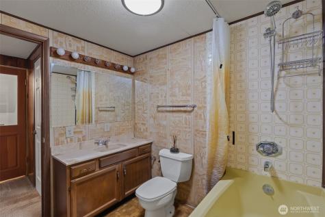 2207 Bremerton Avenue NE Renton WA 98059