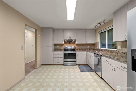 2207 Bremerton Avenue NE Renton WA 98059