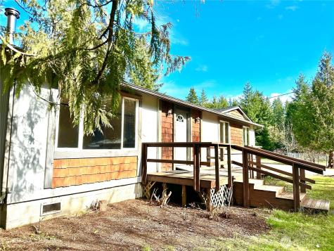 240 NE Chinook Drive Belfair WA 98528