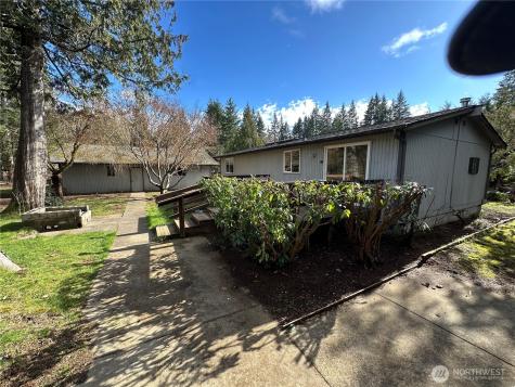 240 NE Chinook Drive Belfair WA 98528