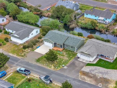 30410 H Street Ocean Park WA 98640