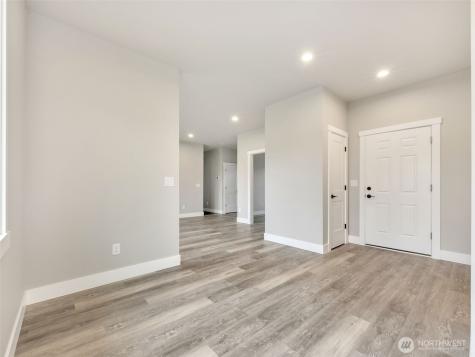 30410 H Street Ocean Park WA 98640