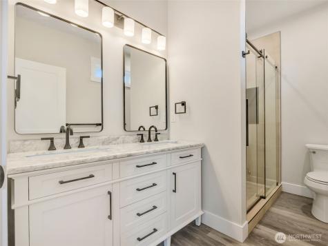 30410 H Street Ocean Park WA 98640