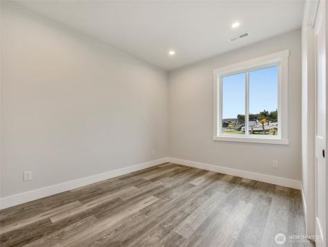 30410 H Street Ocean Park WA 98640