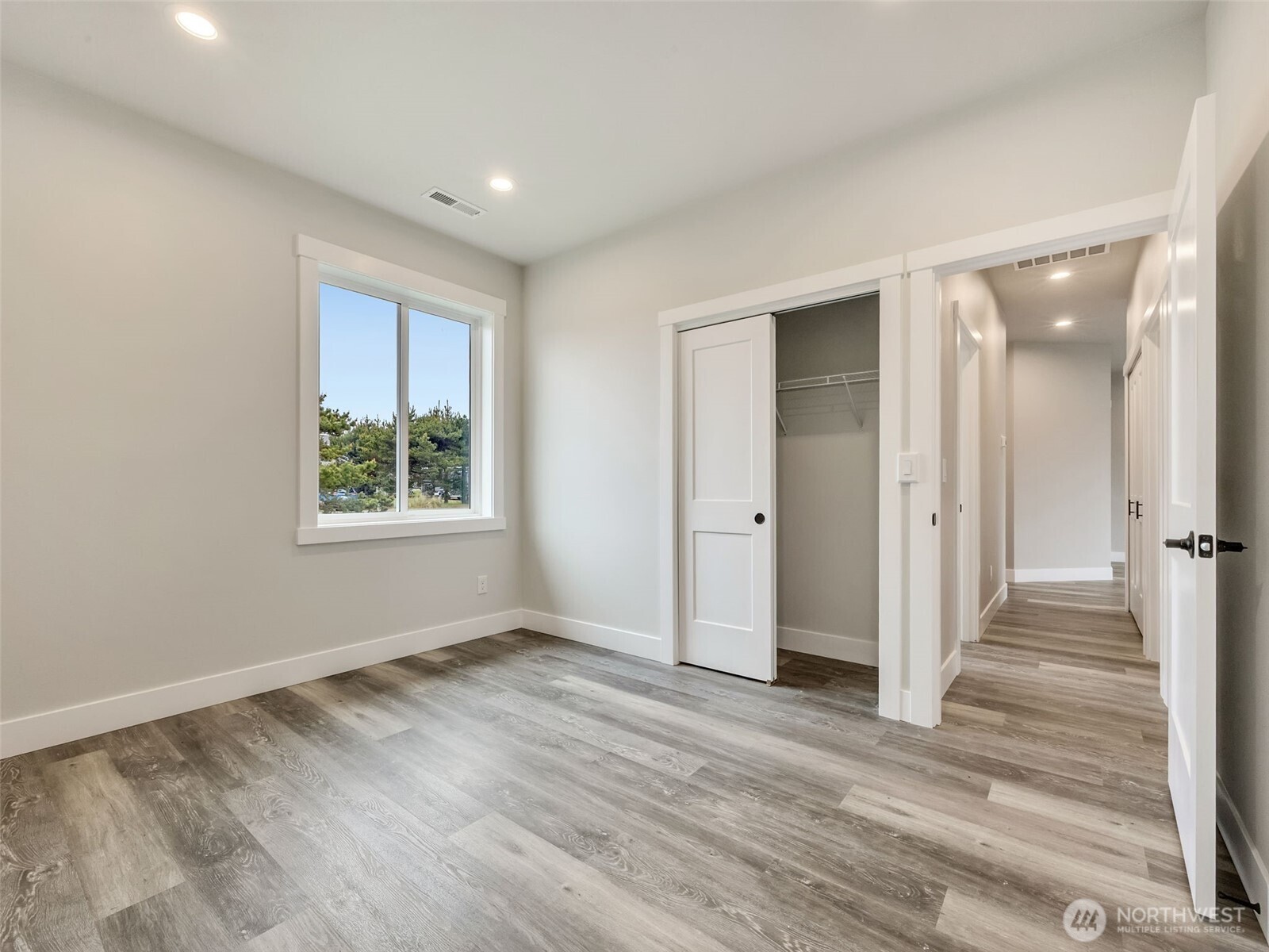 30410 H Street Ocean Park WA 98640