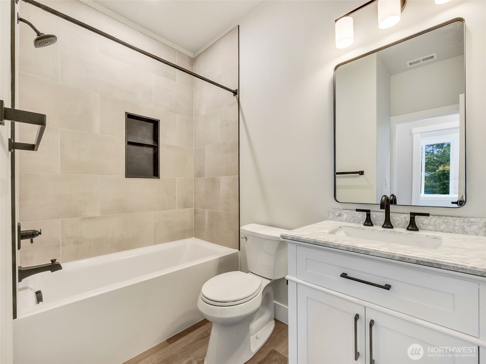 30410 H Street Ocean Park WA 98640