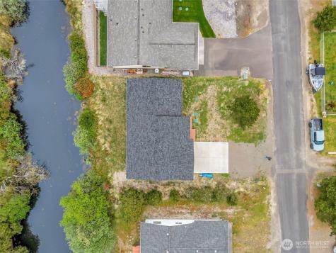 30410 H Street Ocean Park WA 98640