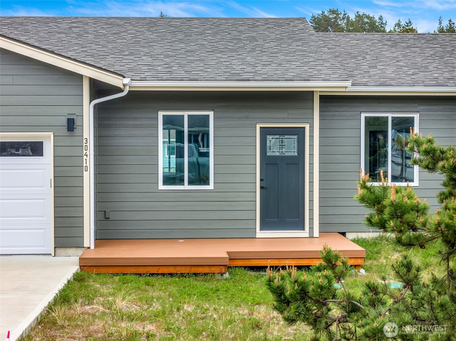 30410 H Street Ocean Park WA 98640