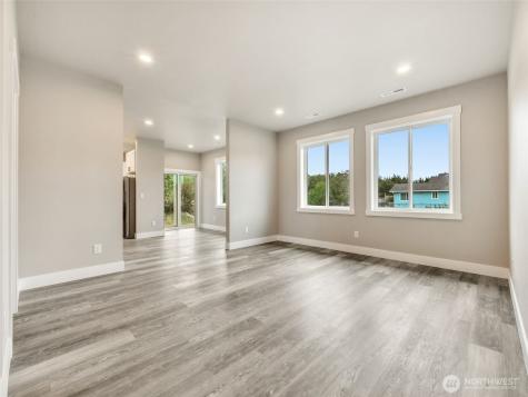 30410 H Street Ocean Park WA 98640