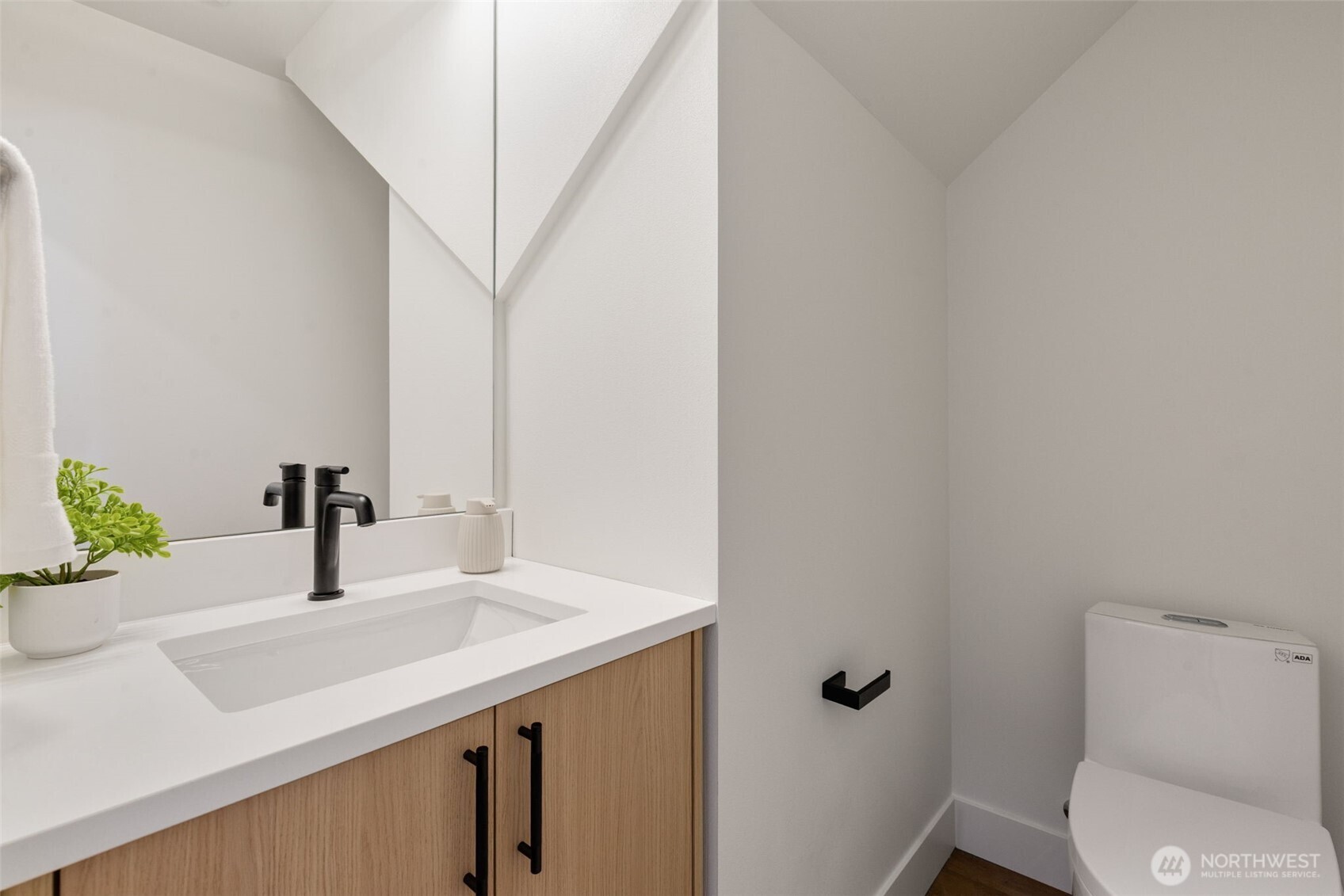 11011 Goodwin Way NE Seattle WA 98125