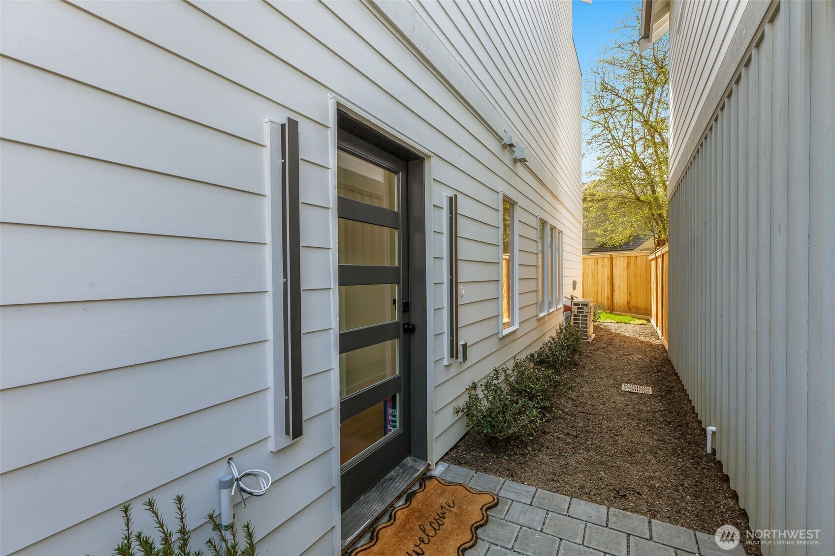 11011 Goodwin Way NE Seattle WA 98125