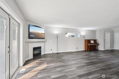 15402 41st Avenue E Tacoma WA 98446