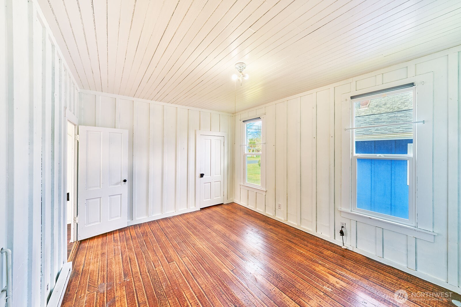 4302 L Place Seaview WA 98644