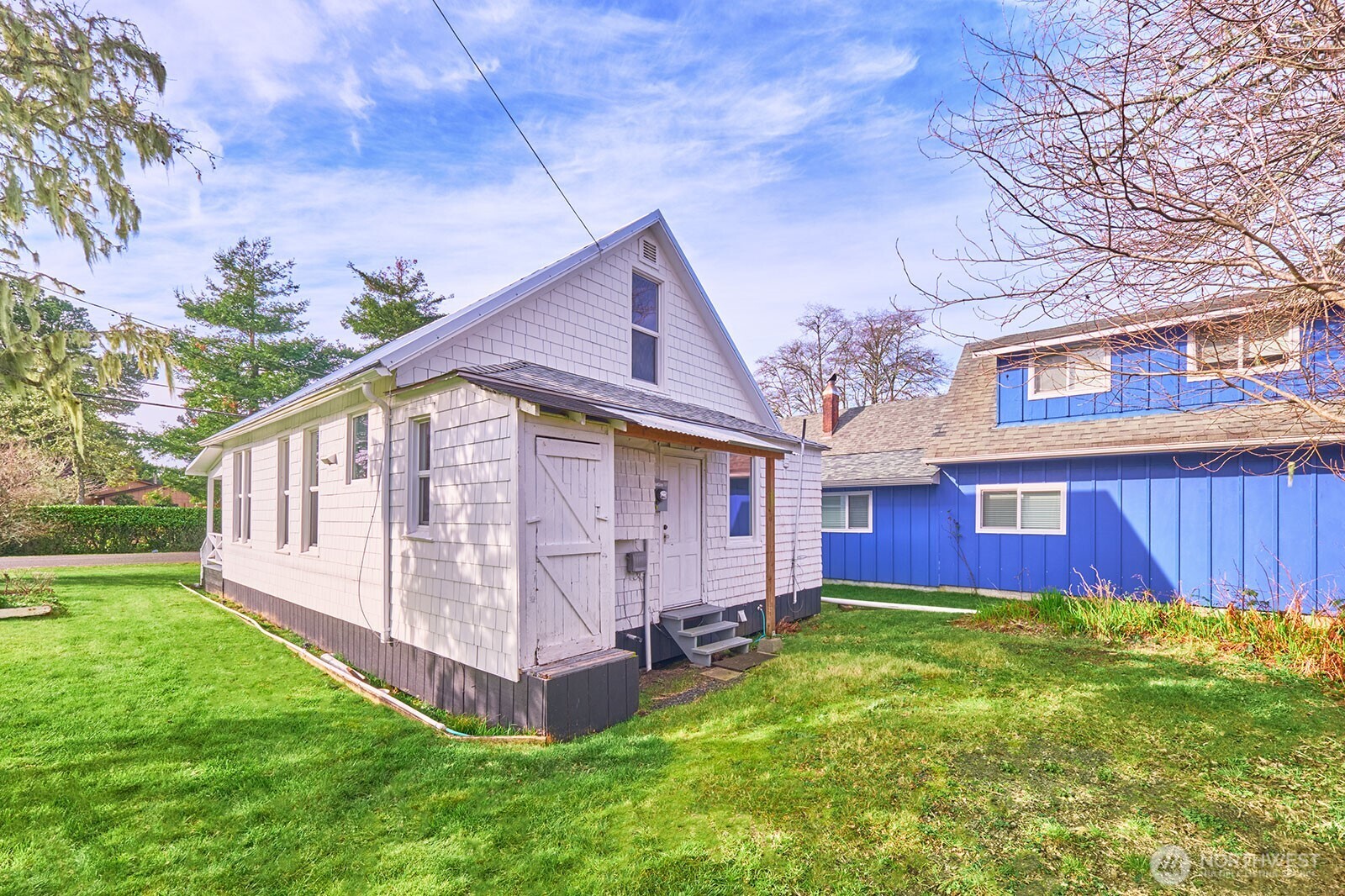 4302 L Place Seaview WA 98644