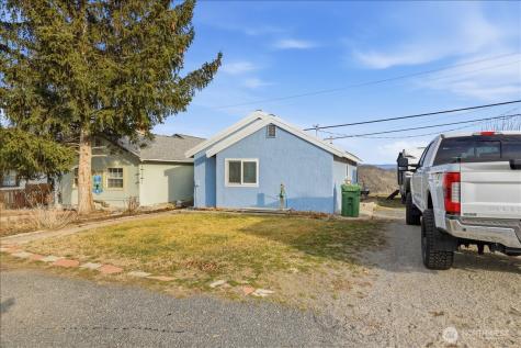 117 Young Street Grand Coulee WA 99133