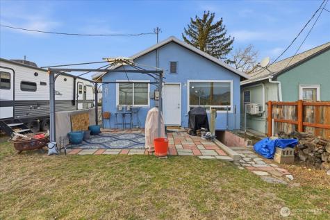 117 Young Street Grand Coulee WA 99133