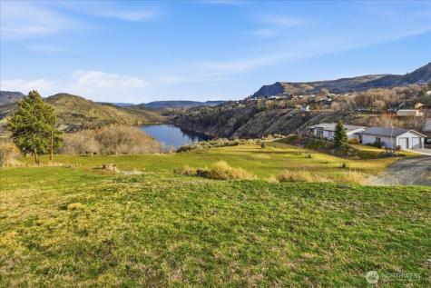 117 Young Street Grand Coulee WA 99133