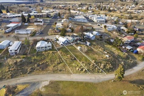 117 Young Street Grand Coulee WA 99133
