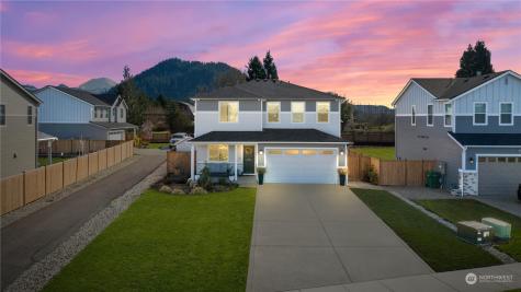 164 Hogan Enumclaw WA 98022