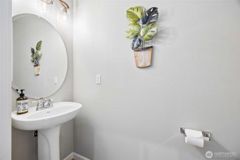 3915 Rossberg Street SE Lacey WA 98503