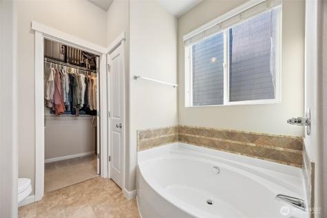 3915 Rossberg Street SE Lacey WA 98503