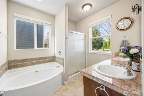 3915 Rossberg Street SE Lacey WA 98503
