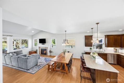 3915 Rossberg Street SE Lacey WA 98503
