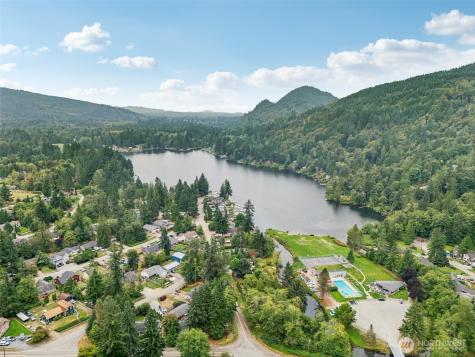 482 Hilltop Drive Sedro Woolley WA 98284