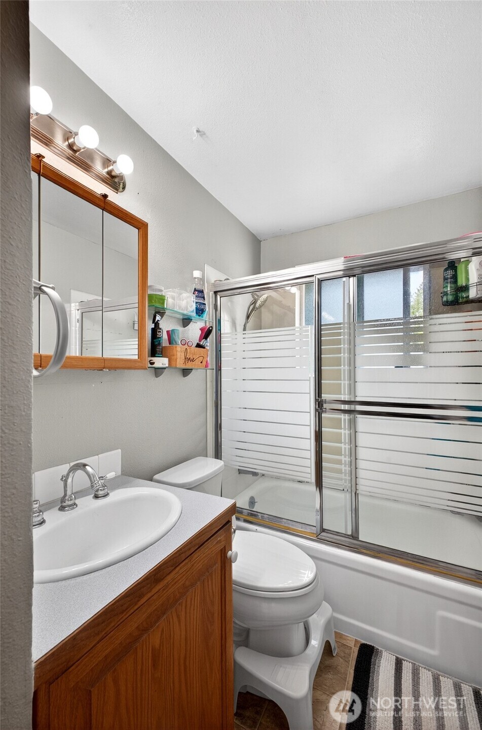 4216 W Tapps Drive E Lake Tapps WA 98391