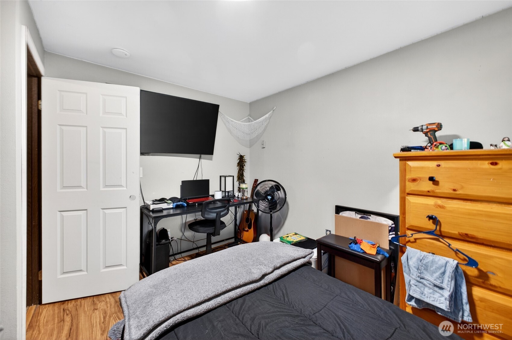 4216 W Tapps Drive E Lake Tapps WA 98391