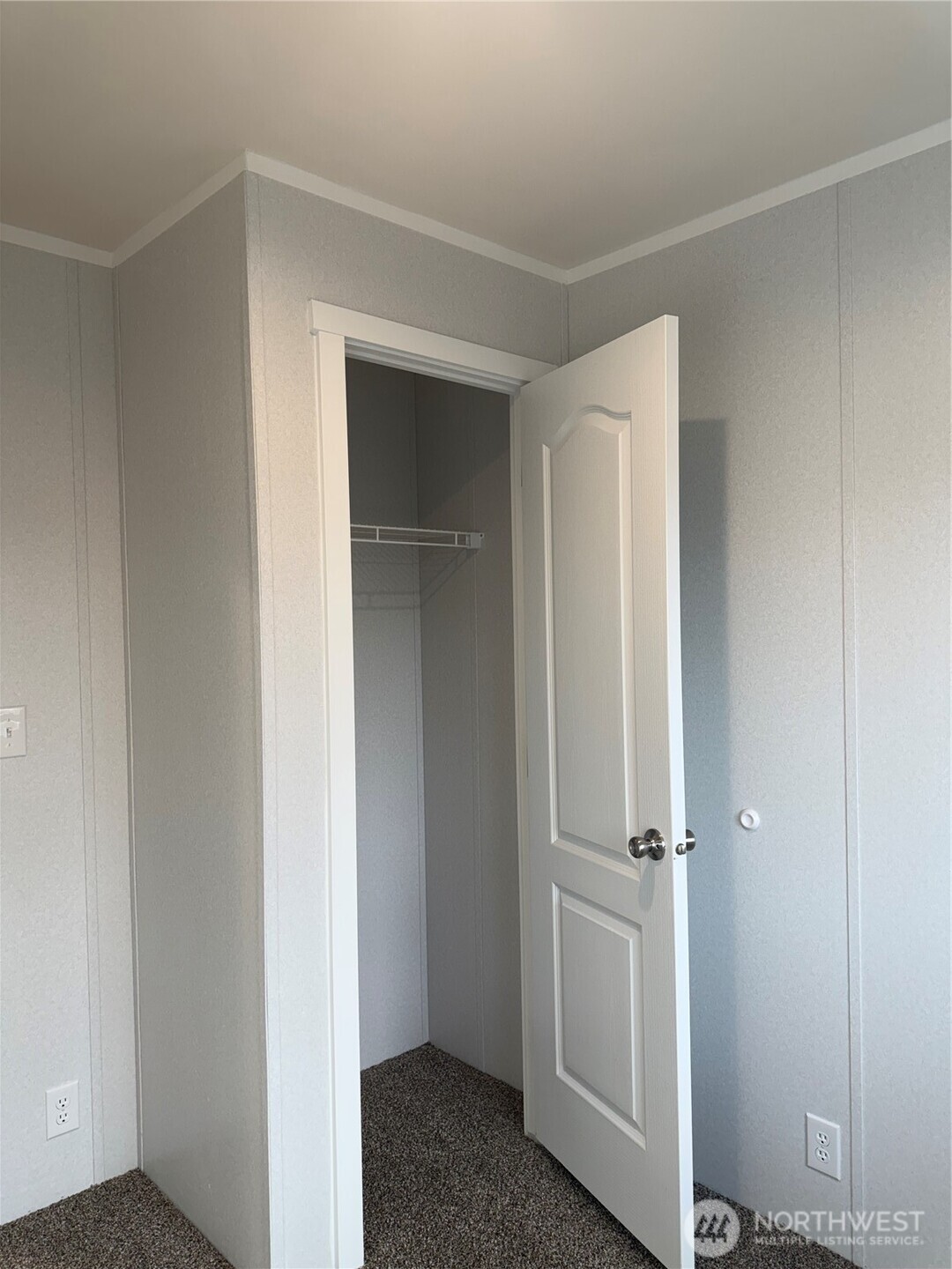 200 W Hawthorne Street Connell WA 99326