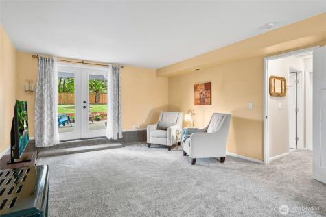 18503 71st Avenue Ct E Puyallup WA 98375