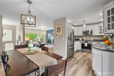 18503 71st Avenue Ct E Puyallup WA 98375
