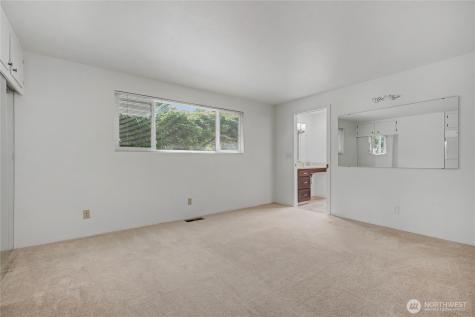 204 SW 298th Place Federal Way WA 98023