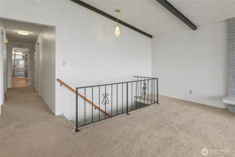 204 SW 298th Place Federal Way WA 98023