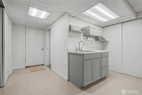 204 SW 298th Place Federal Way WA 98023