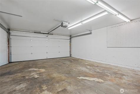 204 SW 298th Place Federal Way WA 98023