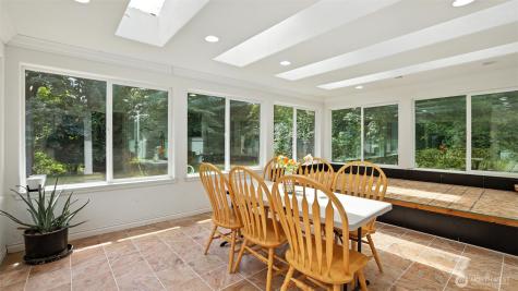 18911 SE 144th Street Renton WA 98059