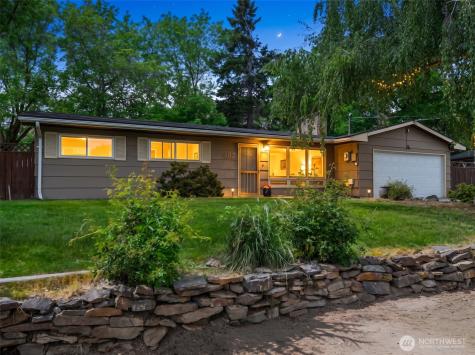 402 Shady Lane Wenatchee WA 98801