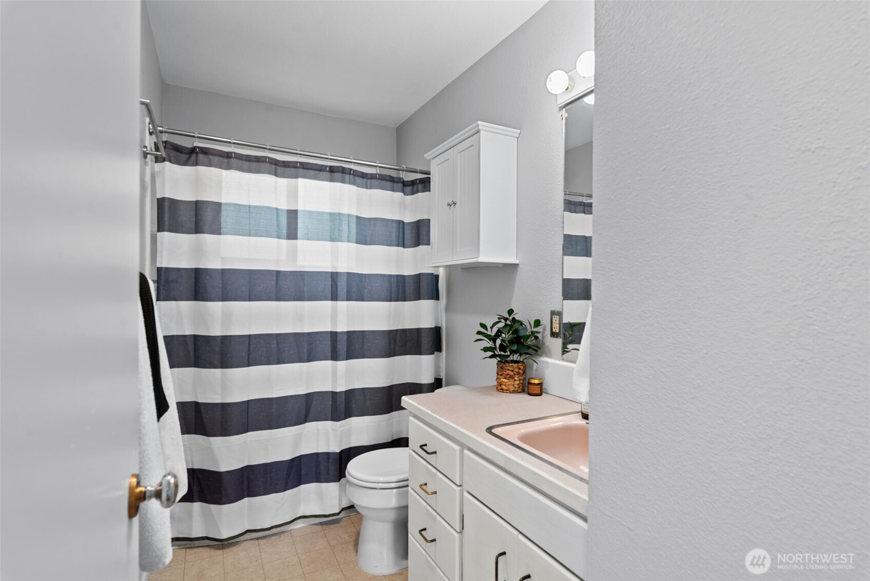 402 Shady Lane Wenatchee WA 98801