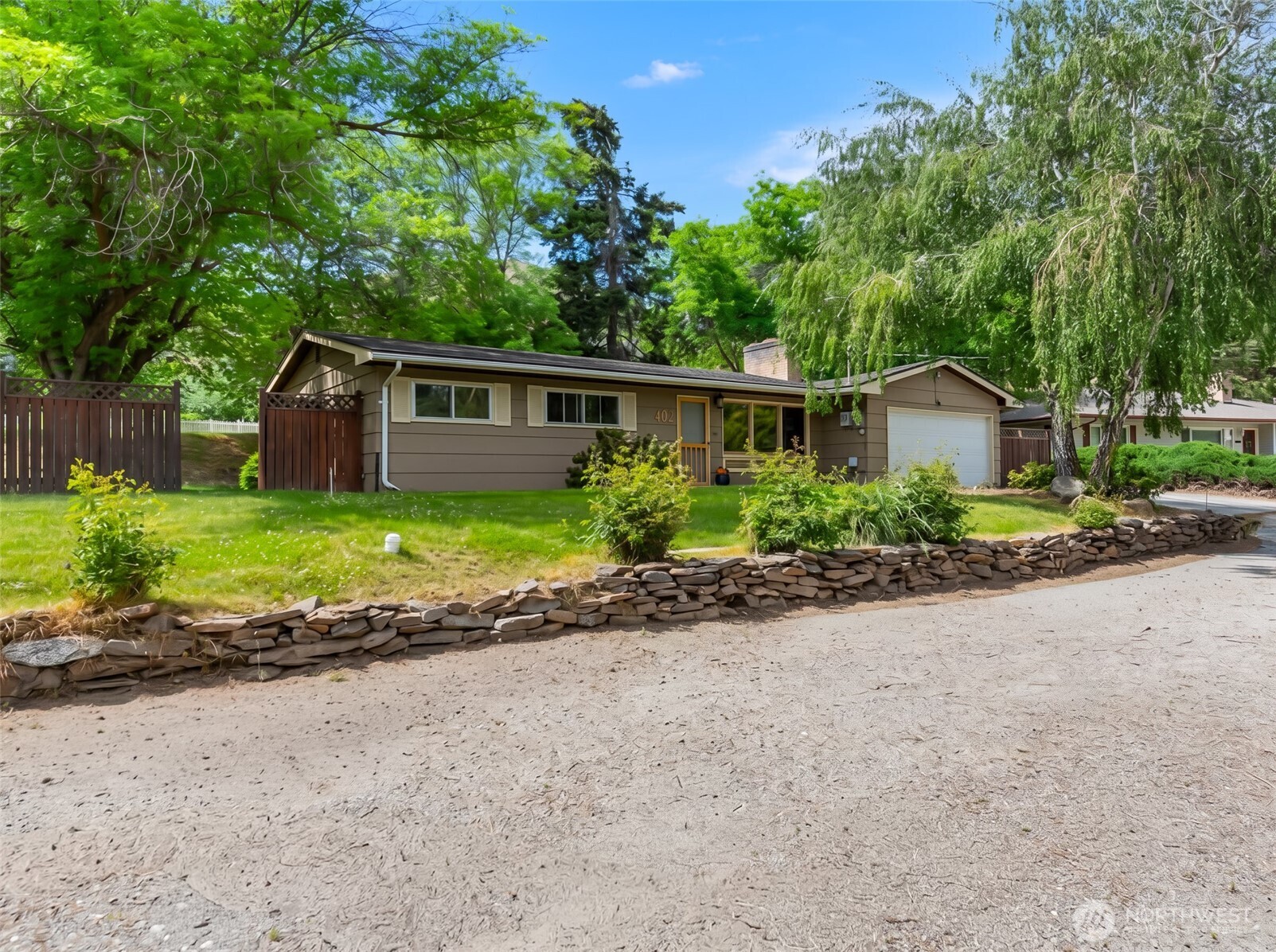 402 Shady Lane Wenatchee WA 98801
