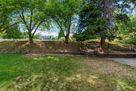 402 Shady Lane Wenatchee WA 98801