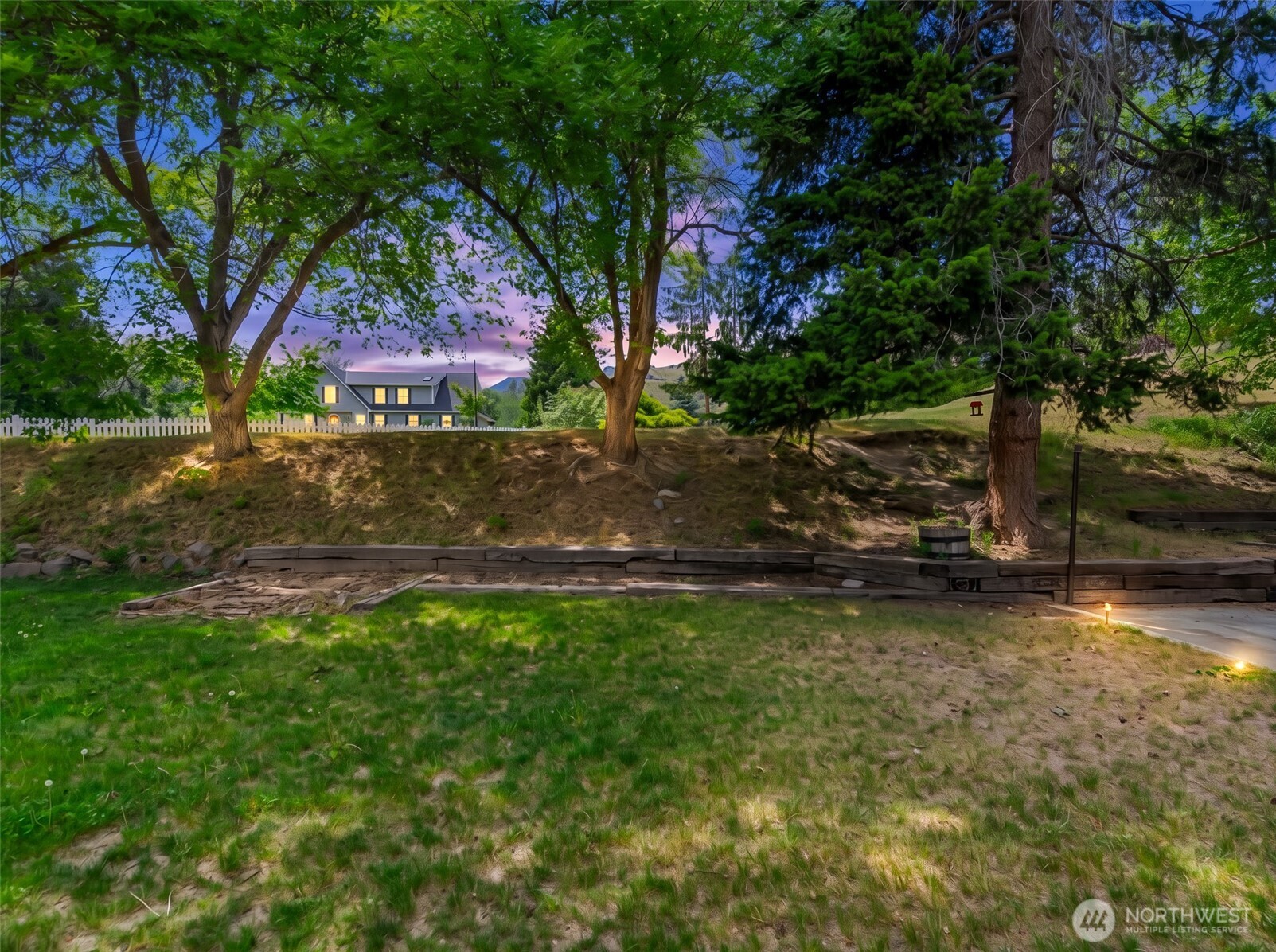 402 Shady Lane Wenatchee WA 98801