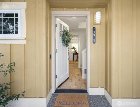 739 N 94th Street Seattle WA 98103