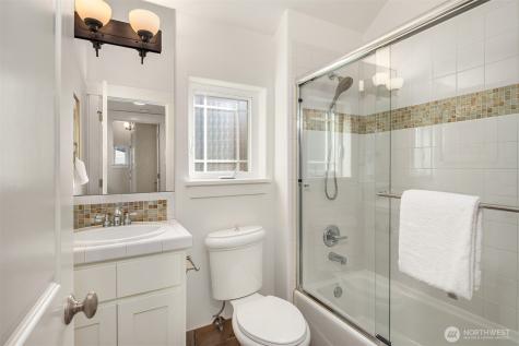 739 N 94th Street Seattle WA 98103