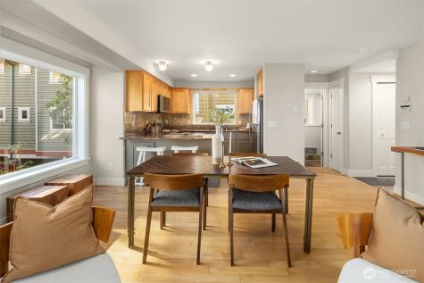 739 N 94th Street Seattle WA 98103