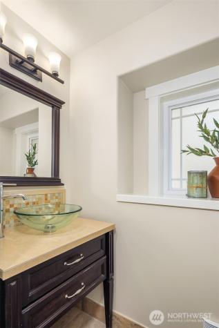 739 N 94th Street Seattle WA 98103