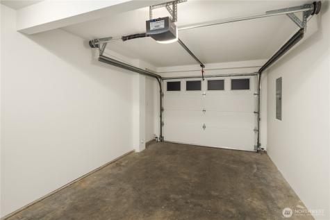 739 N 94th Street Seattle WA 98103